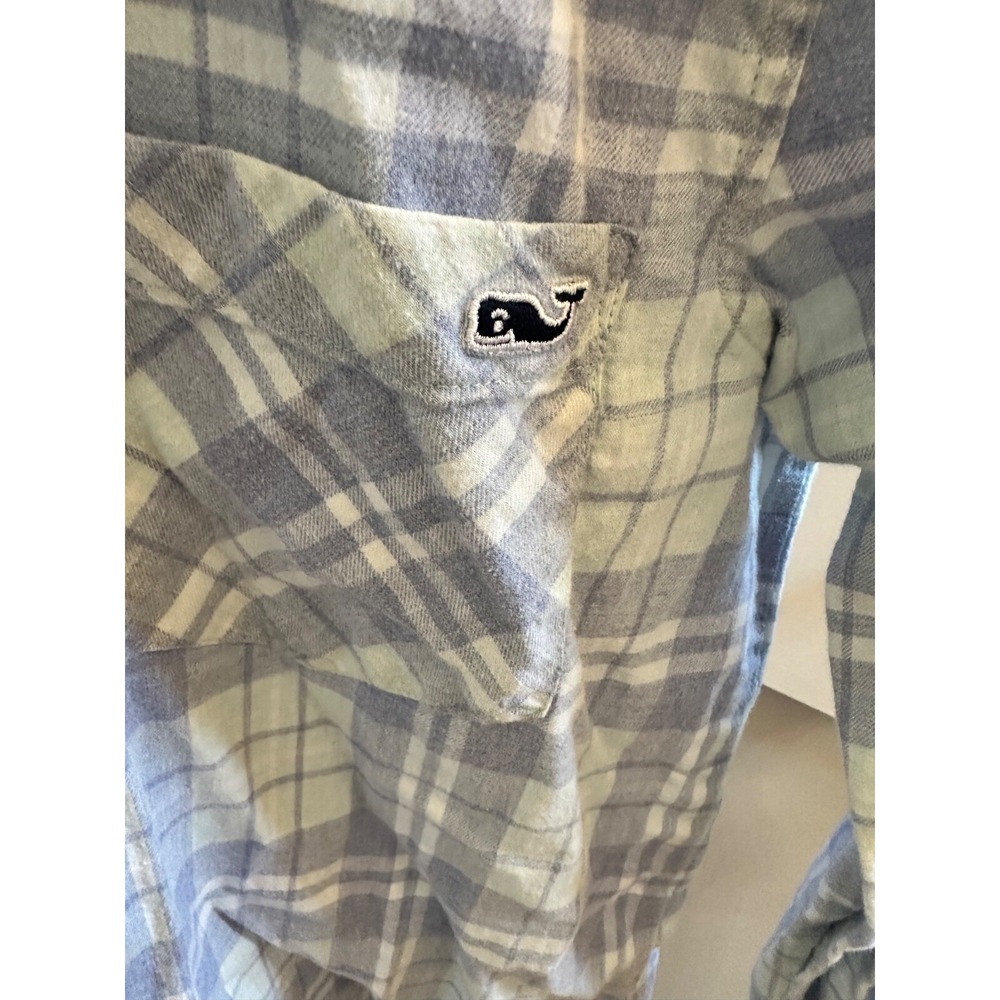 vineyard vines boy's button down 8 - Picture 2 of 4